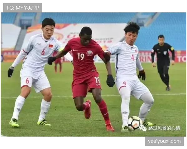 半场哨吹响时的裁判规则，进攻中球权与判罚处理要点